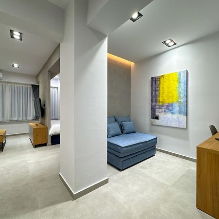 Bluekaravan Suite Salonicco Esterno foto